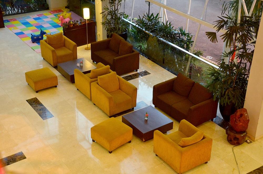 Grand Cakra Hotel Μαλάνγκ Εξωτερικό φωτογραφία